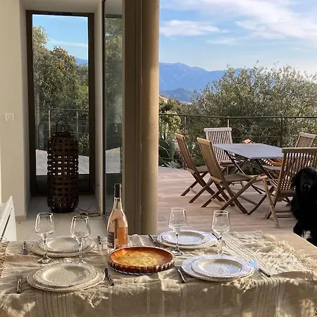 Ideal 2 Couples , Appt Dans Villa, Vue Mer, Piscine. *